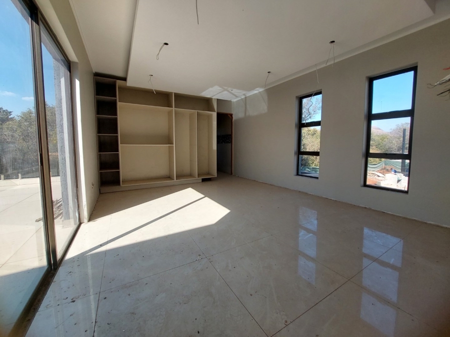 5 Bedroom Property for Sale in Seasons Lifestyle Estate North West